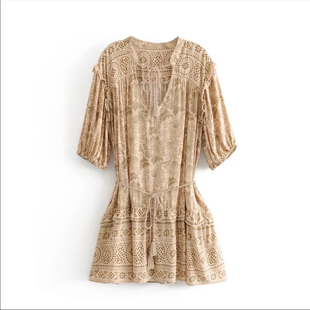 Boho 60’s Floral Gypsy Print Ruffle Dress Tan Nude - Picture 6 of 16